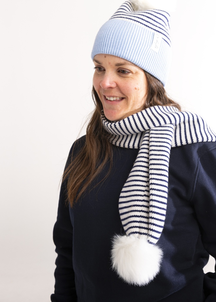 XR9011-XR9012 Beanie and Scarf Combo